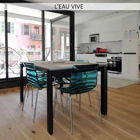 Lofts And Lakes Premium