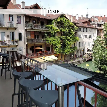 Lofts And Lakes Premium Annecy
