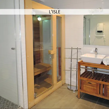 Lofts And Lakes Premium