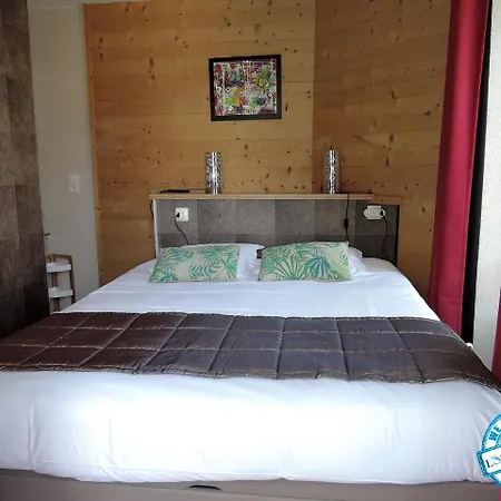 Lofts And Lakes Premium شقة